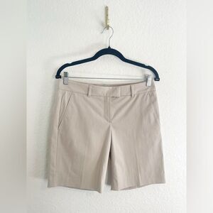 Theory Bermuda Chino Short Beige Size 4 NWT